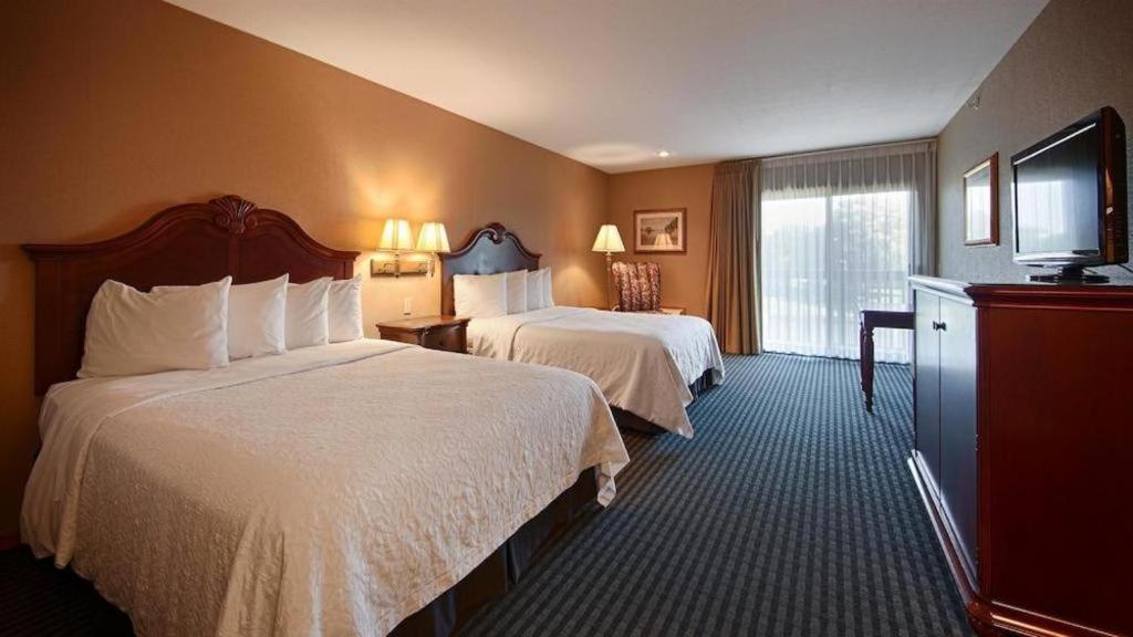 Best Western River Terrace Cheboygan Eksteriør billede
